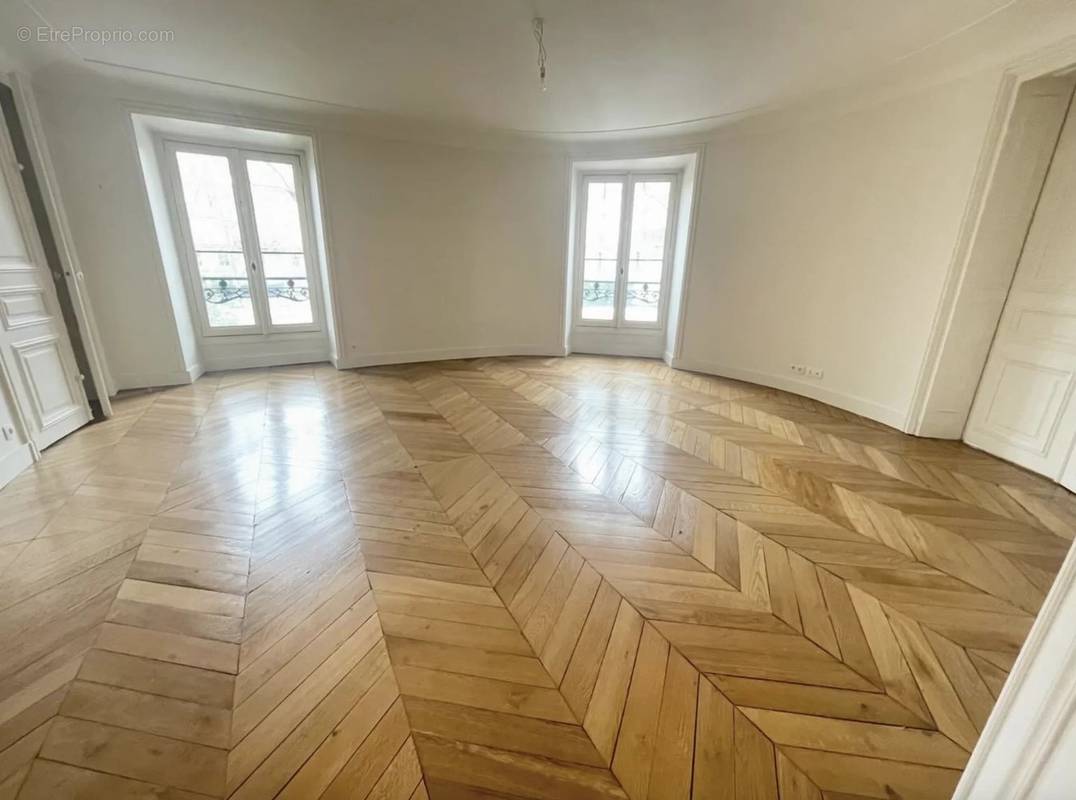 Appartement a louer paris-17e-arrondissement - 5 pièce(s) - 176 m2 - Surfyn