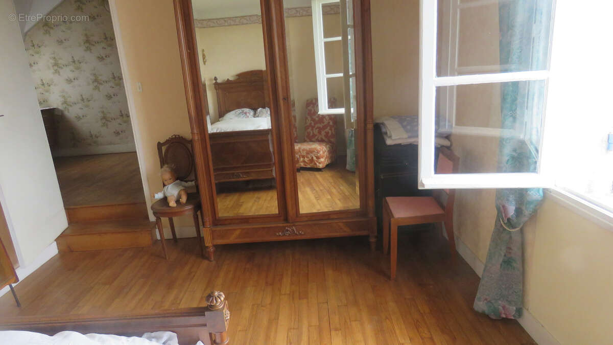 Maison à BADEFOLS-D&#039;ANS