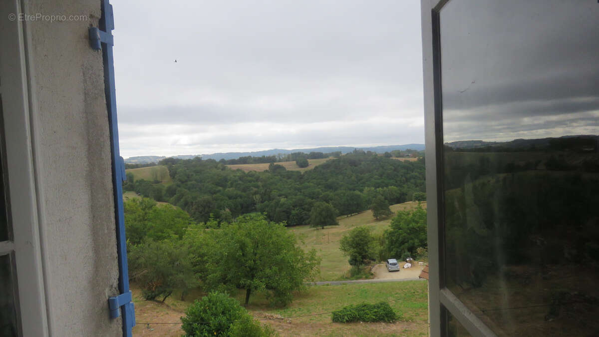 Maison à BADEFOLS-D&#039;ANS