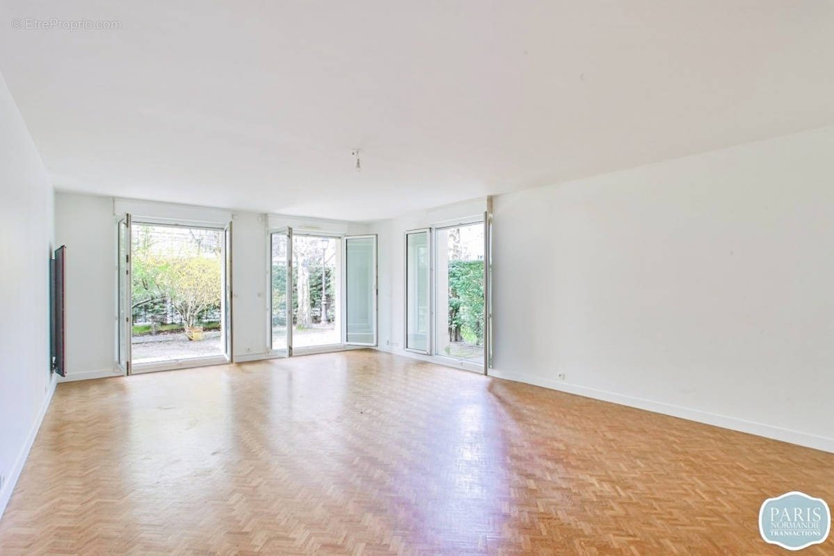 Appartement a louer le plessis-robinson - 5 pièce(s) - 105 m2 - Surfyn