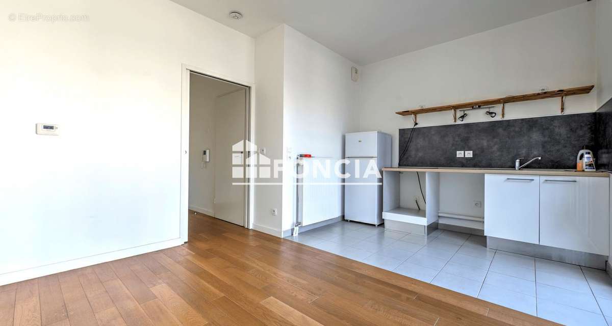Appartement a vendre  - 1 pièce(s) - 24 m2 - Surfyn