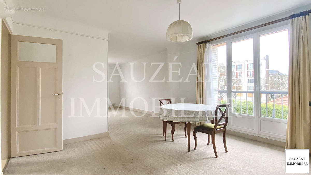Appartement a vendre  - 5 pièce(s) - 83 m2 - Surfyn