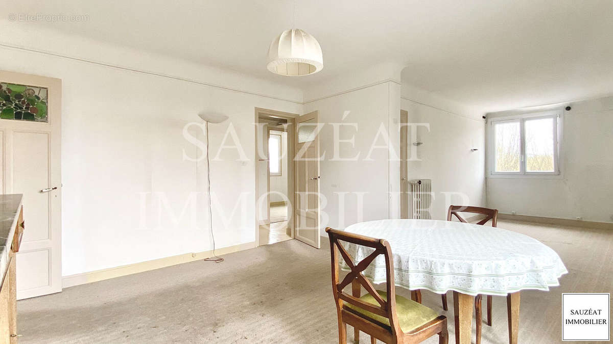 Appartement a vendre  - 5 pièce(s) - 83 m2 - Surfyn