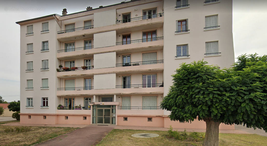 Appartement à SAINT-POURCAIN-SUR-SIOULE