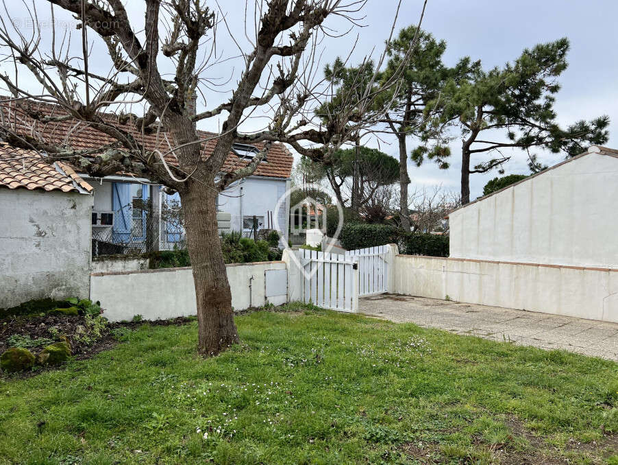 Maison à L&#039;EPINE