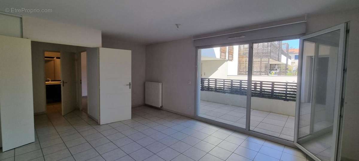 Appartement à VILLETTE-DE-VIENNE