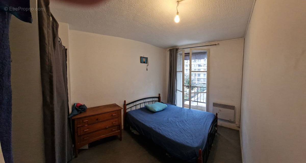 Photo 1 - Appartement à MARSEILLE-3E