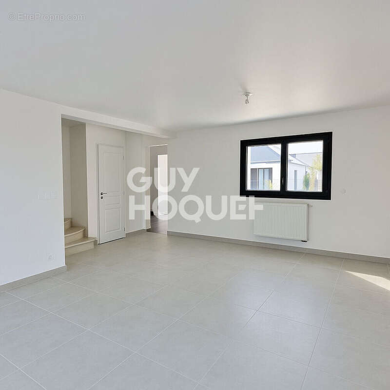 Maison à SAINT-AUBIN-CELLOVILLE