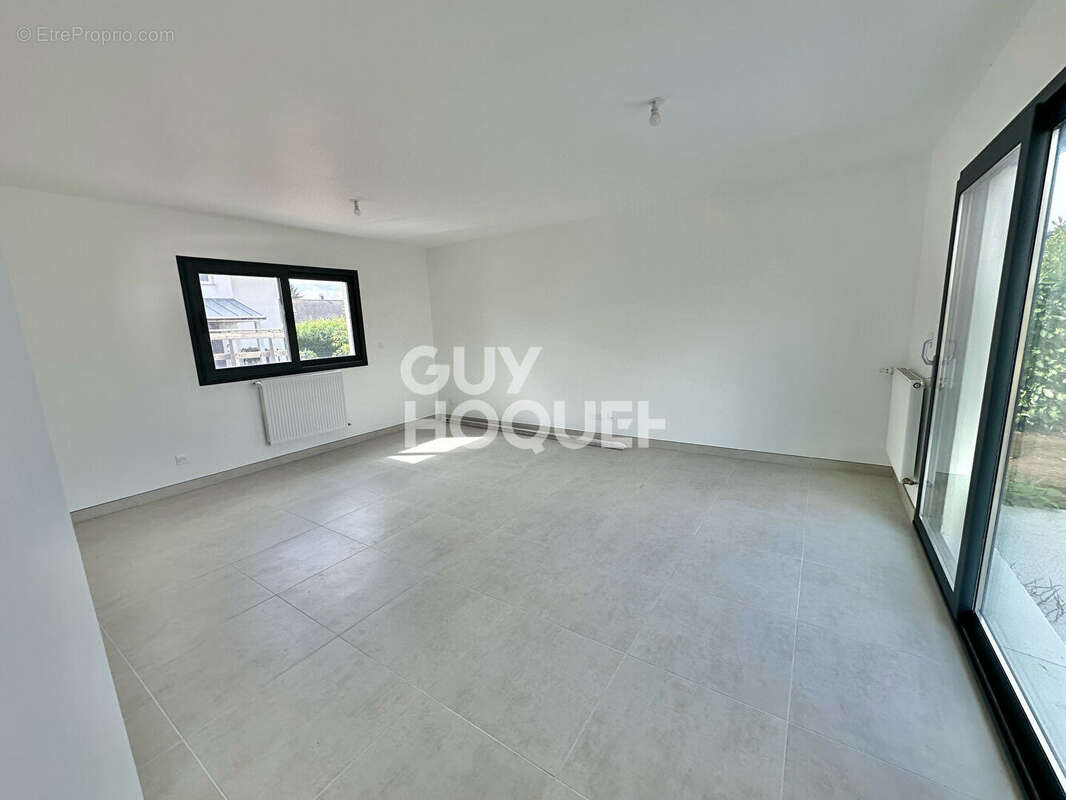 Maison à SAINT-AUBIN-CELLOVILLE