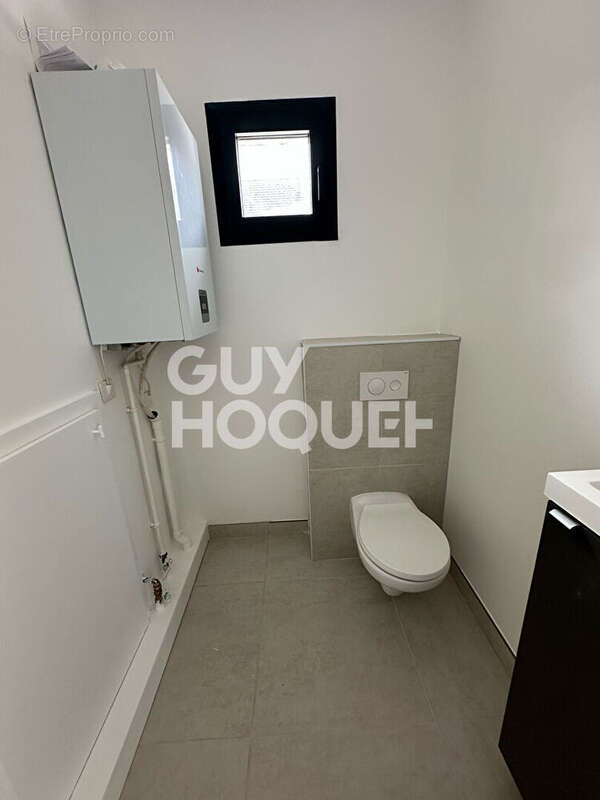 Maison à SAINT-AUBIN-CELLOVILLE