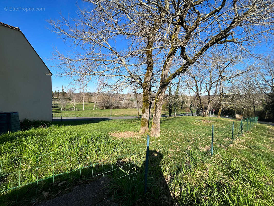 Maison à LACAPELLE-BIRON