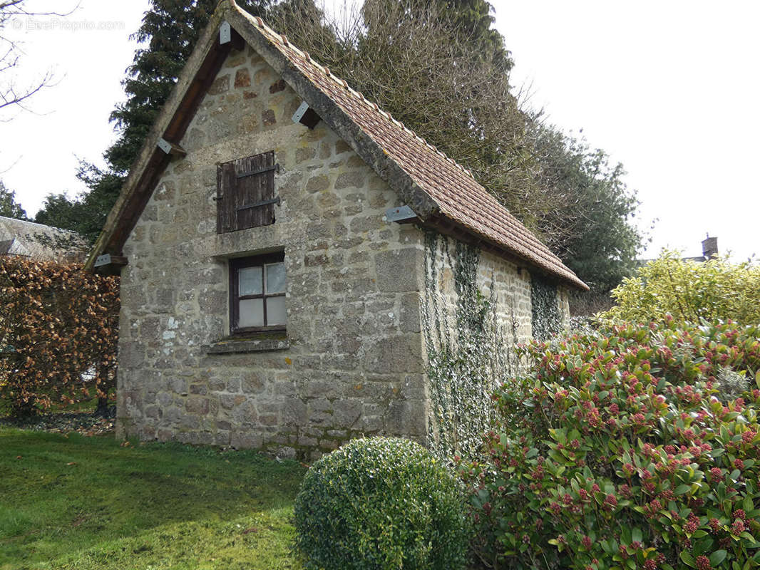 Maison à SAINT-CLEMENT-RANCOUDRAY