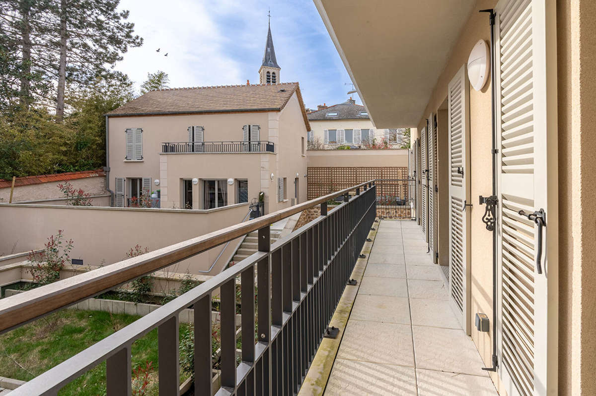 Appartement à VERRIERES-LE-BUISSON