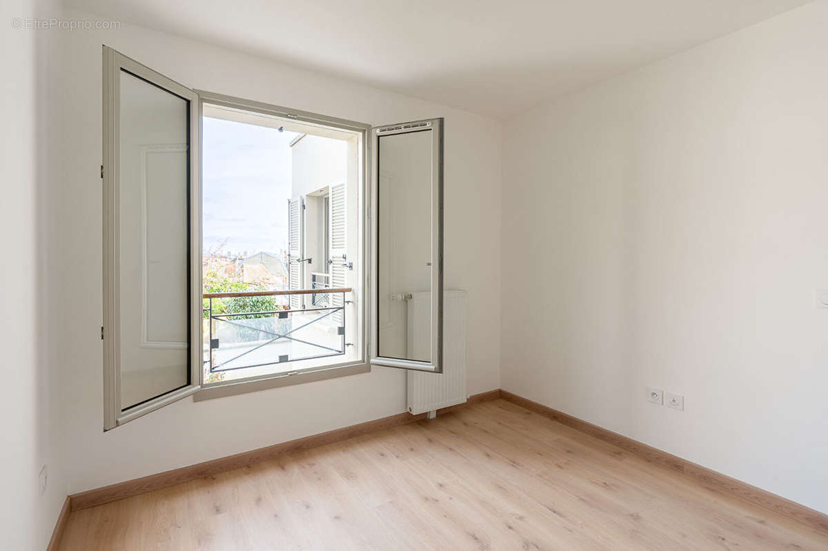 Appartement à VERRIERES-LE-BUISSON