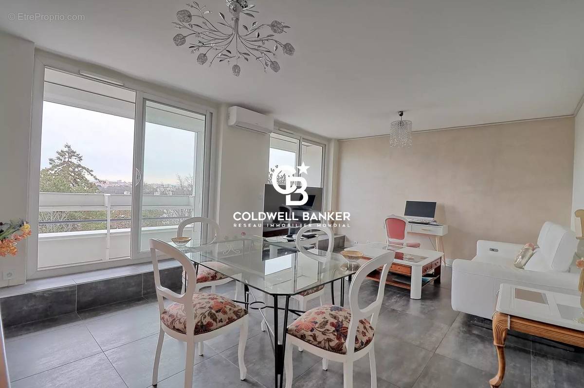 Appartement à LYON-9E