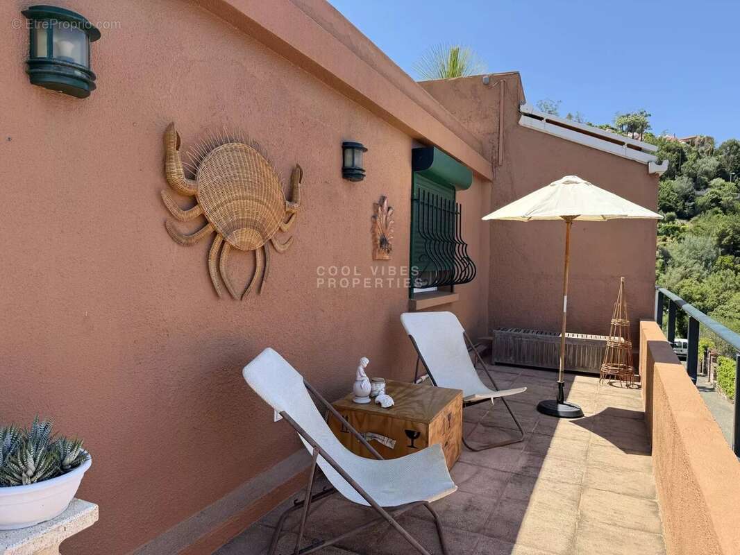 Maison à THEOULE-SUR-MER