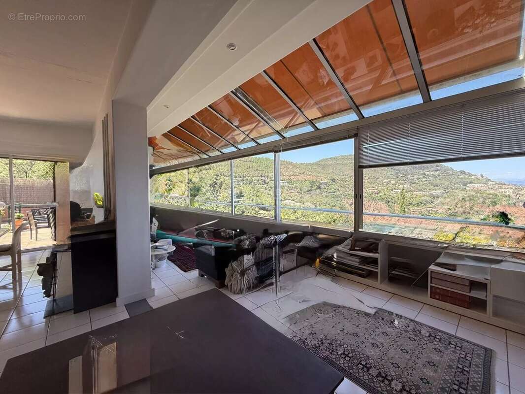 Maison à THEOULE-SUR-MER