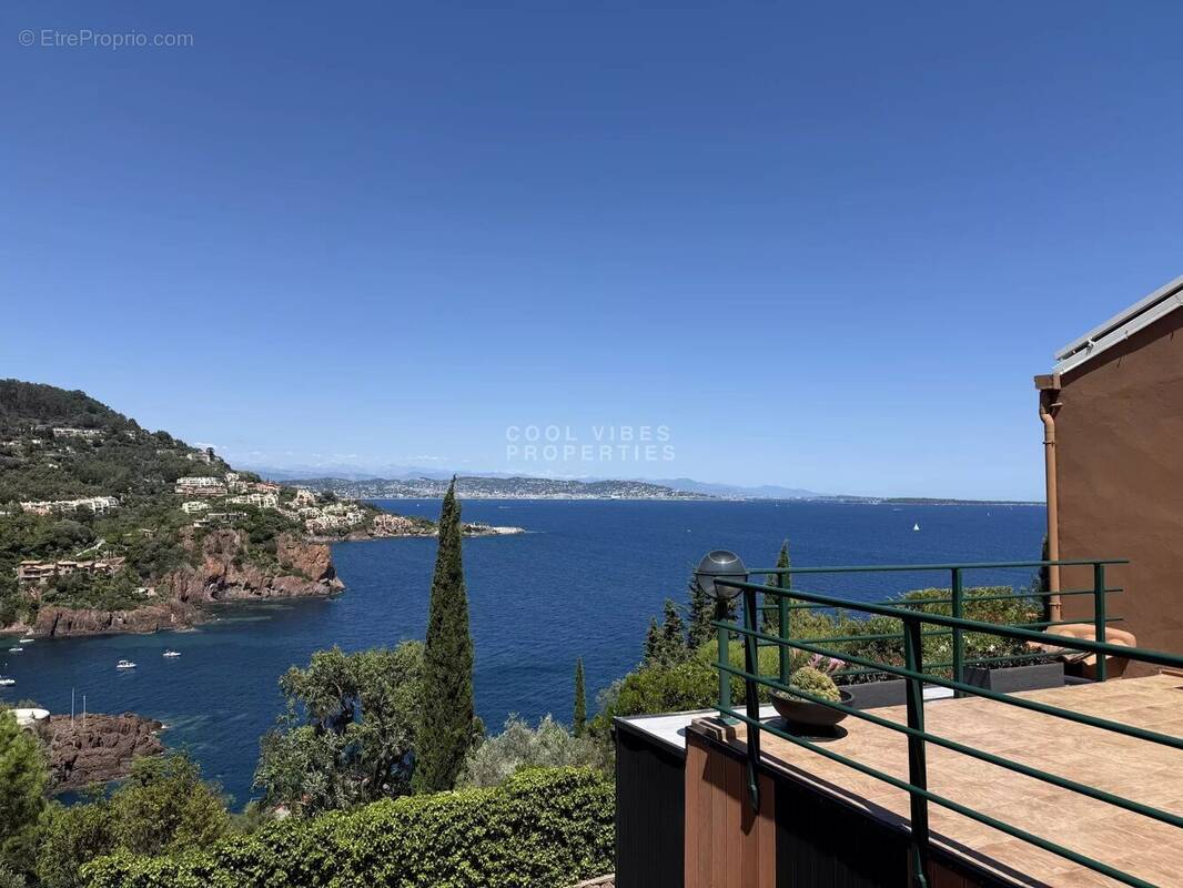 Maison à THEOULE-SUR-MER