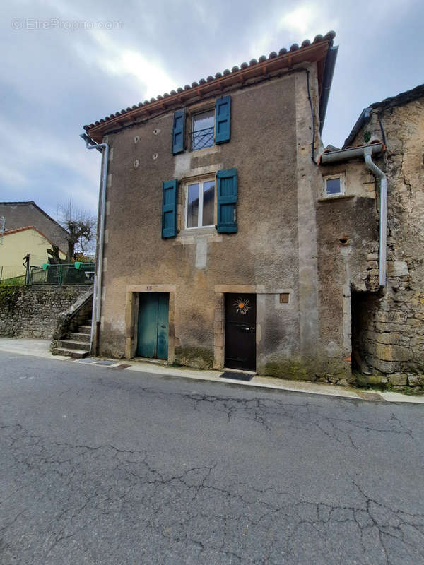 Maison à CORNUS