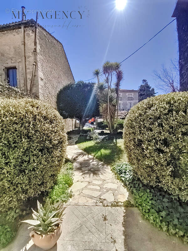 Maison à MAUREILHAN