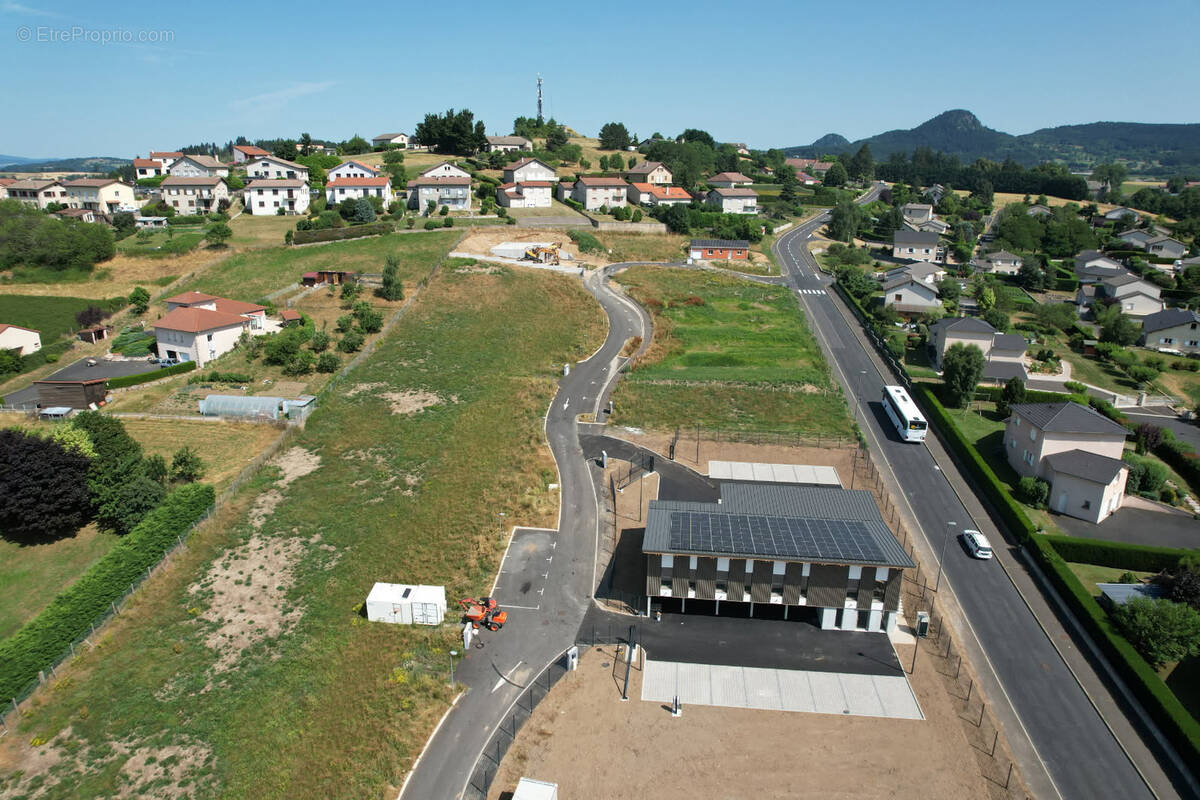 Terrain à YSSINGEAUX