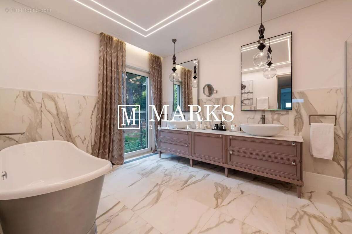 Maison à SAINT-JEAN-CAP-FERRAT