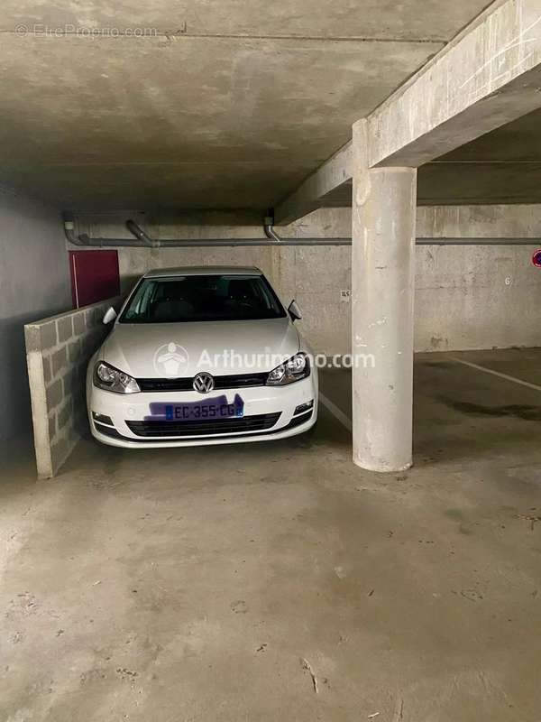 Parking à DEAUVILLE