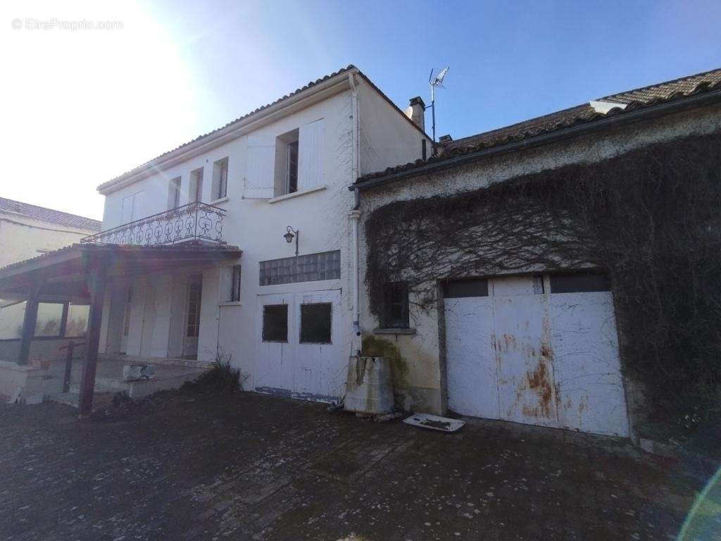 Maison à MONBAZILLAC