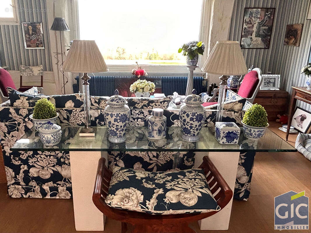 Appartement à TOURGEVILLE