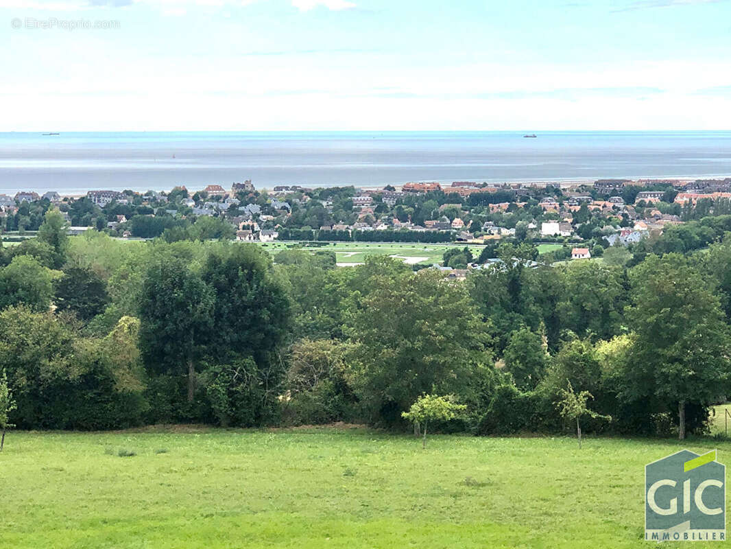 Appartement à TOURGEVILLE