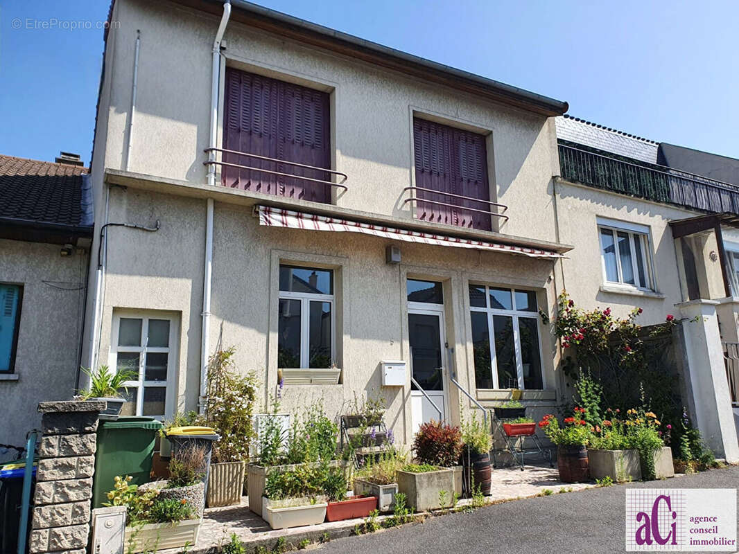 Maison à L&#039;HAY-LES-ROSES