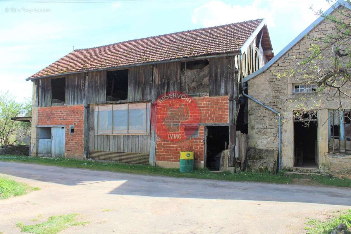 Maison à MONTBARD