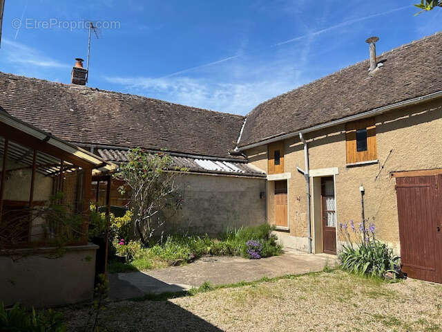 Maison à MISY-SUR-YONNE