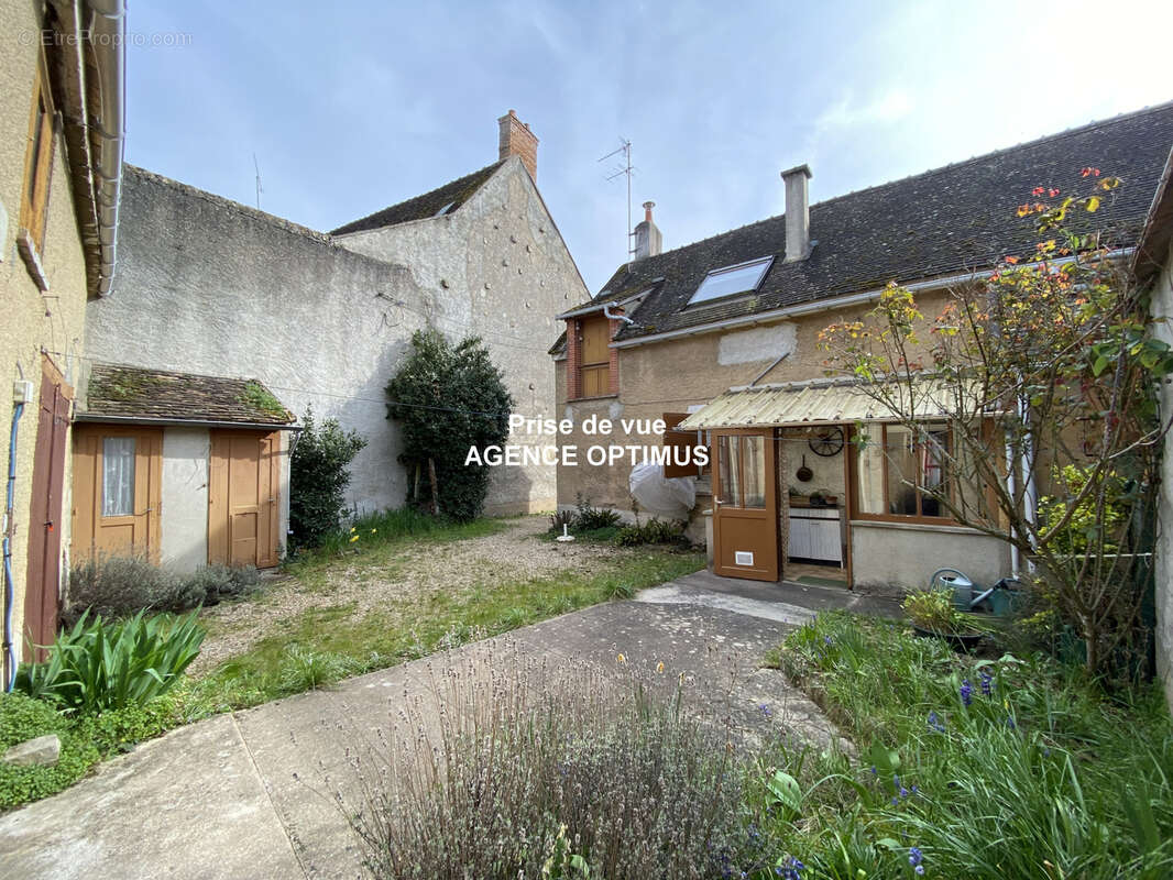 Maison à MISY-SUR-YONNE
