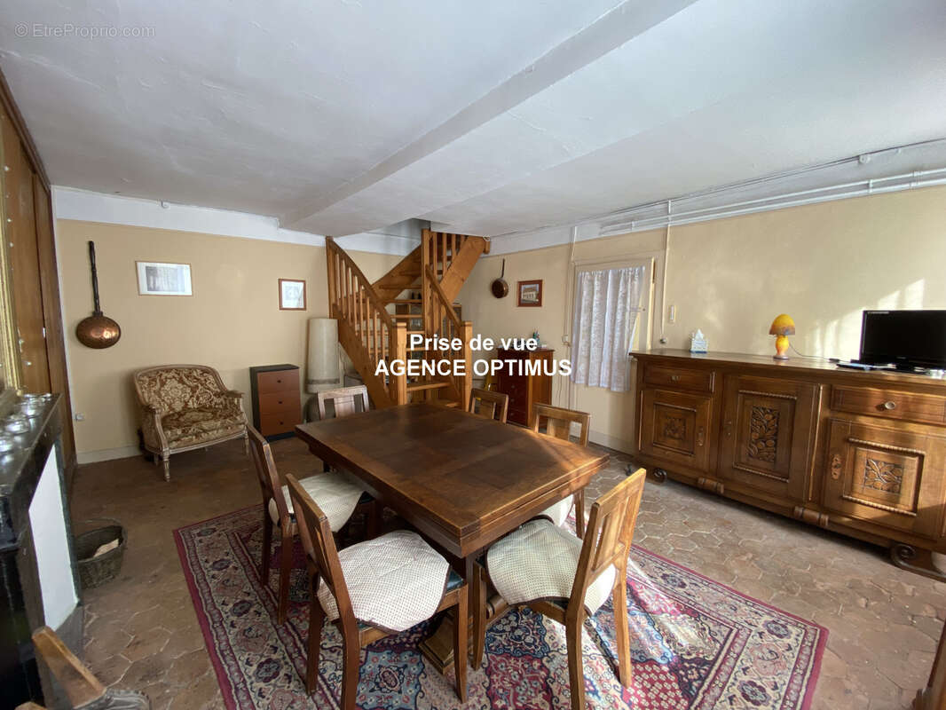 Maison à MISY-SUR-YONNE