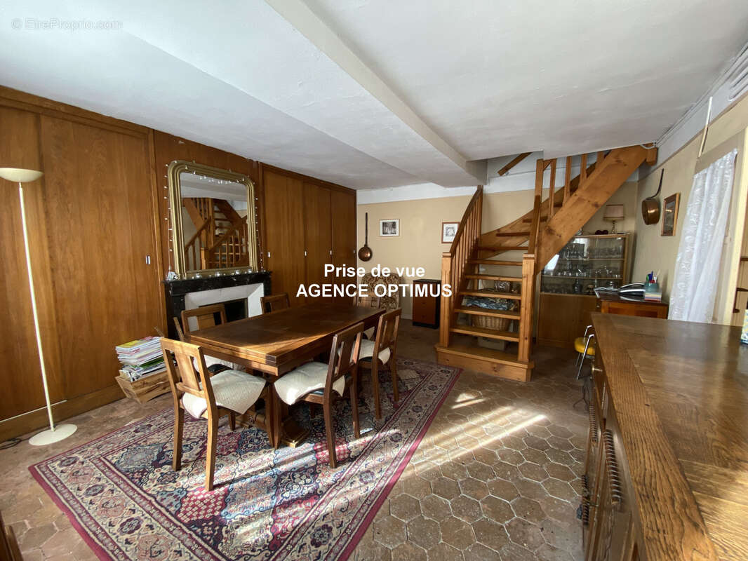 Maison à MISY-SUR-YONNE