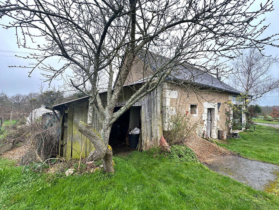 Maison à LA CHARTRE-SUR-LE-LOIR