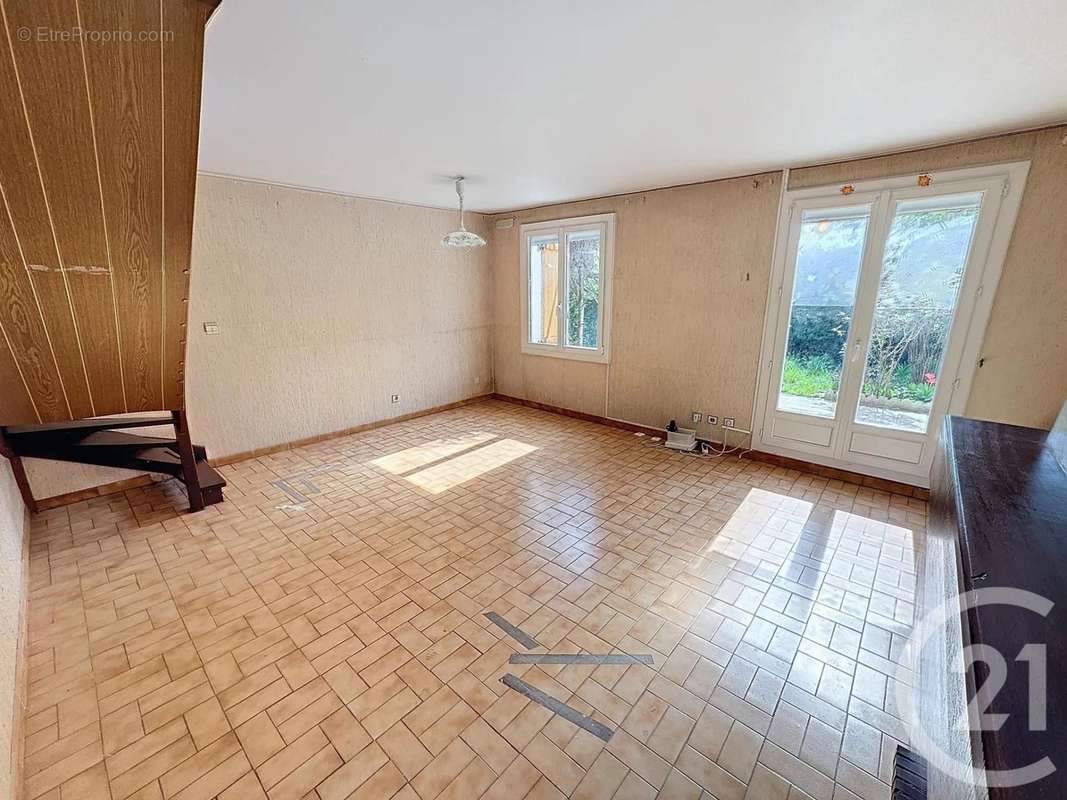 Maison a vendre  - 5 pièce(s) - 83 m2 - Surfyn