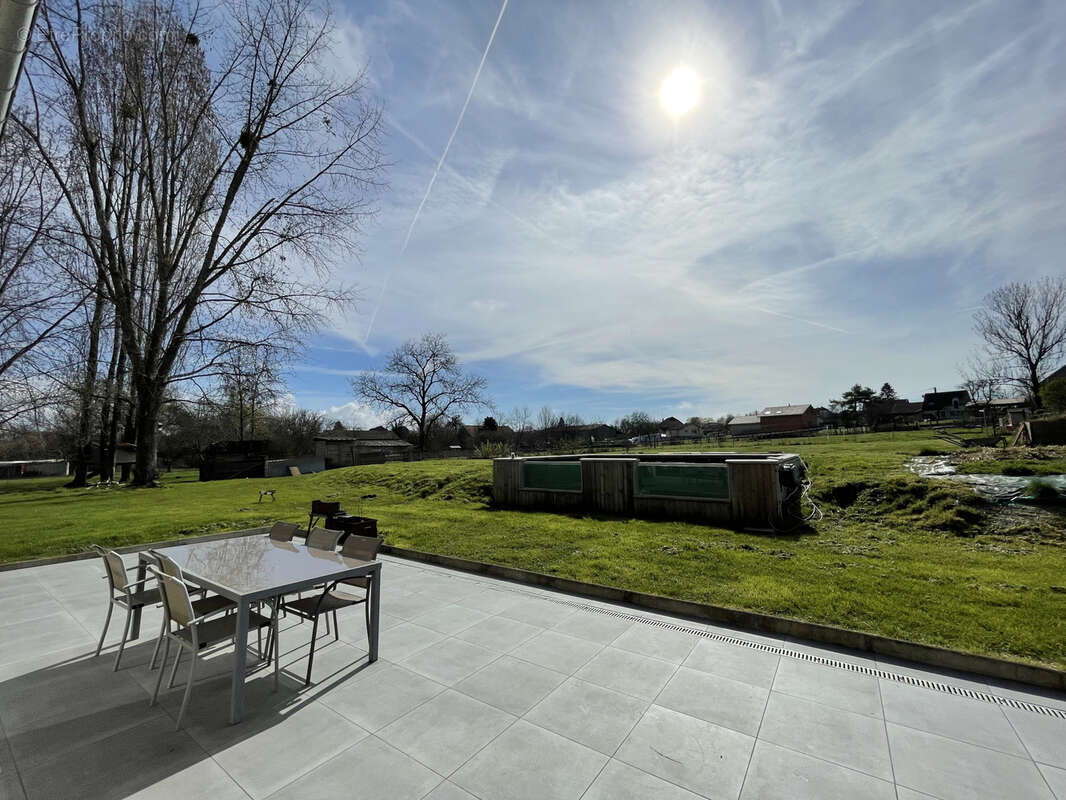 Maison à VY-LES-LURE