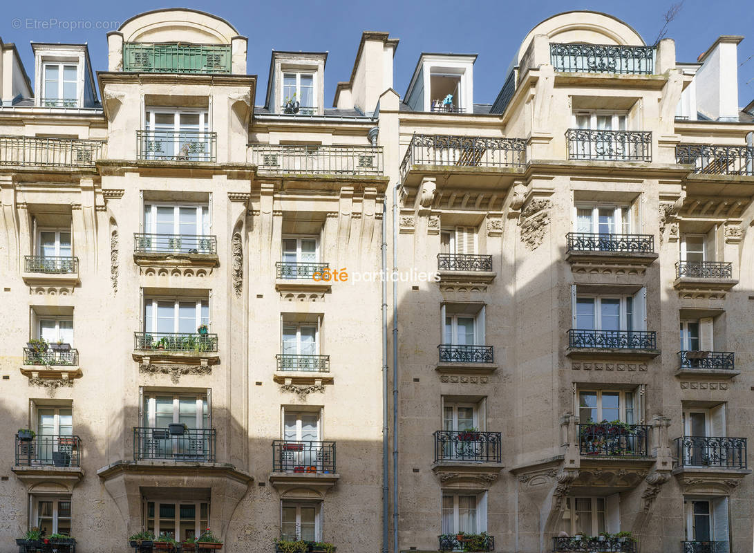 Appartement a louer paris-15e-arrondissement - 4 pièce(s) - 88 m2 - Surfyn