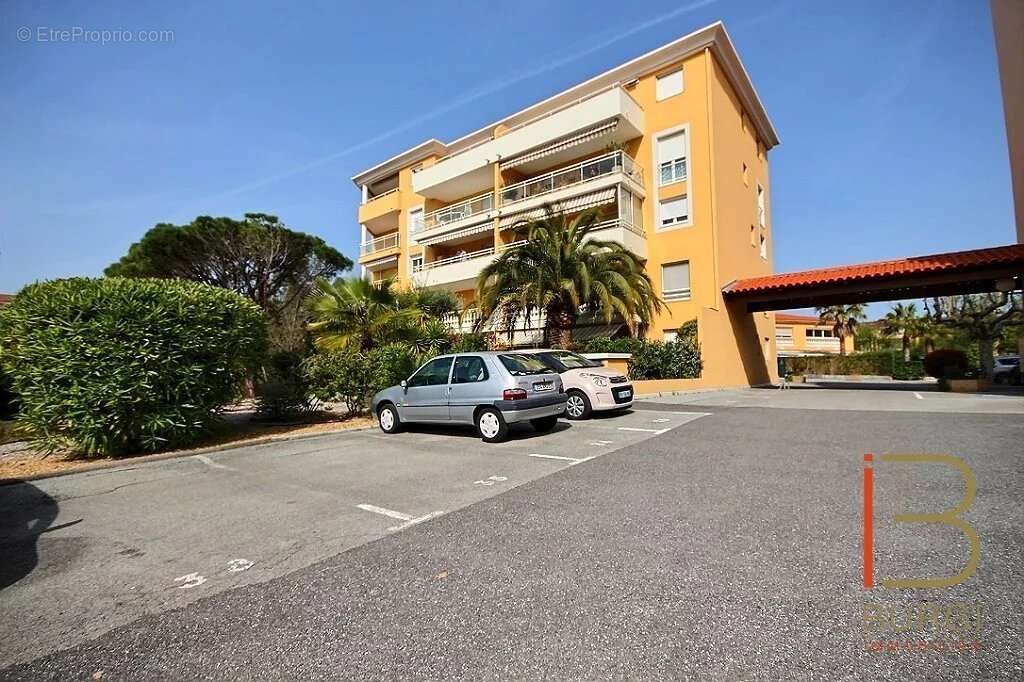 Appartement à FREJUS