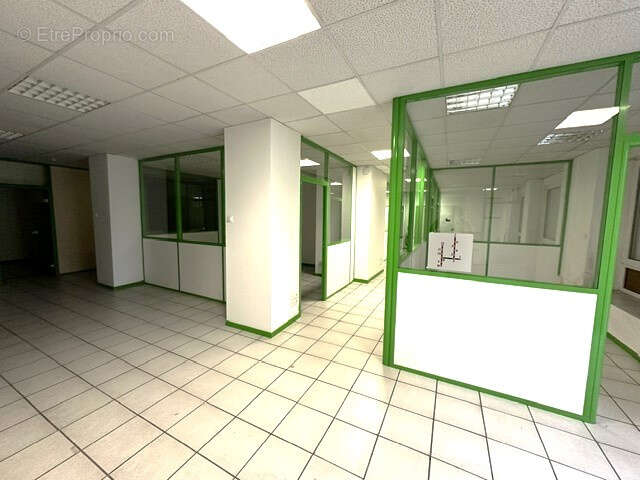 Commerce à SAINT-ETIENNE