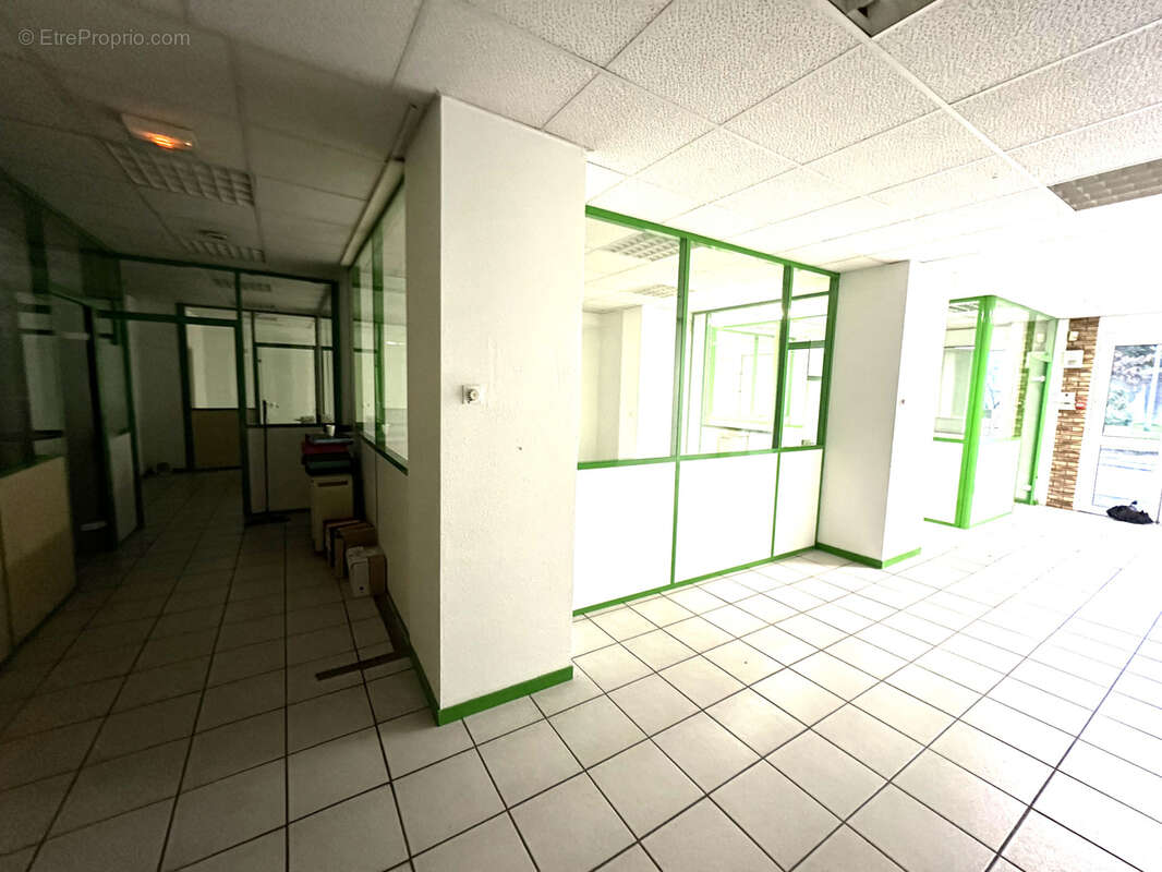 Commerce à SAINT-ETIENNE