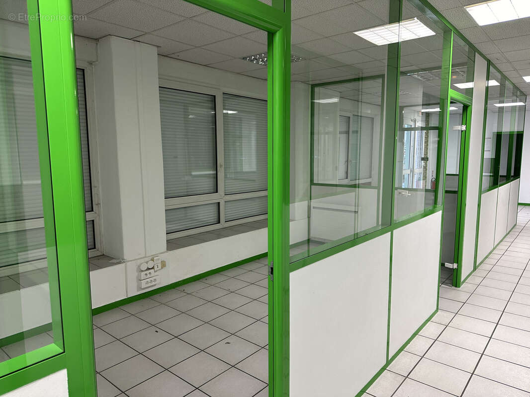 Commerce à SAINT-ETIENNE