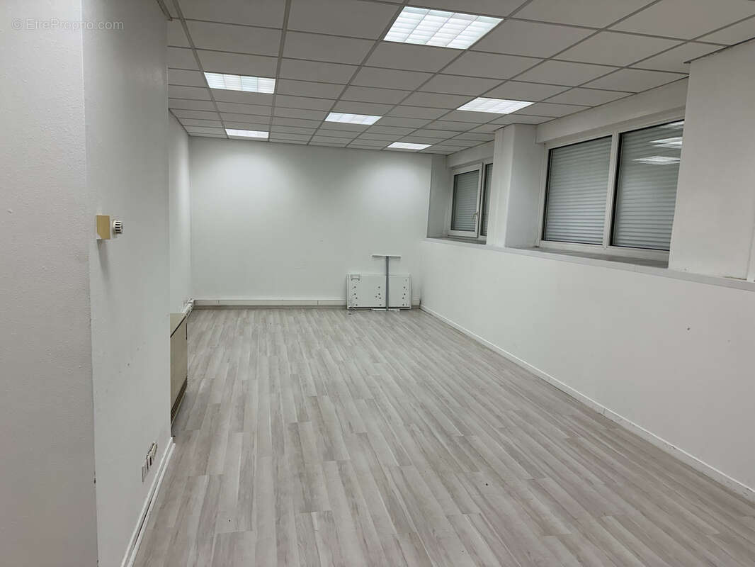 Commerce à SAINT-ETIENNE