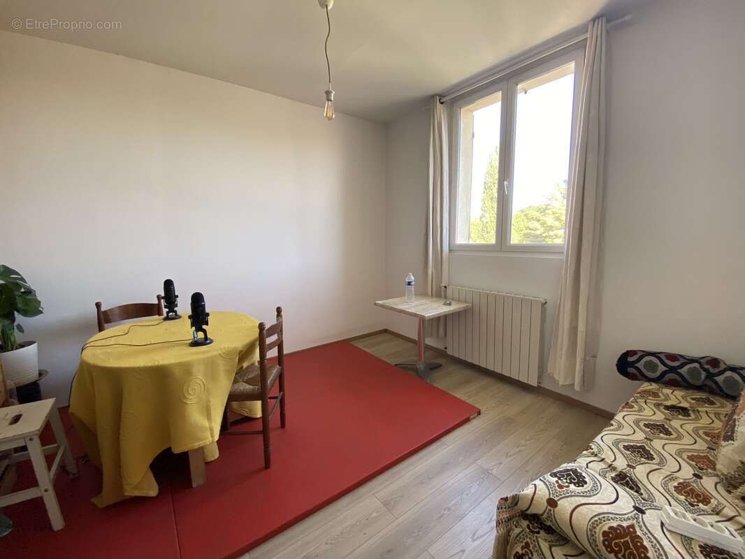 Maison à VILLENEUVE-LES-AVIGNON