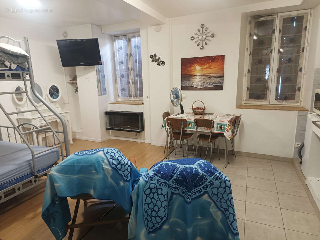 Appartement à SERRIERES