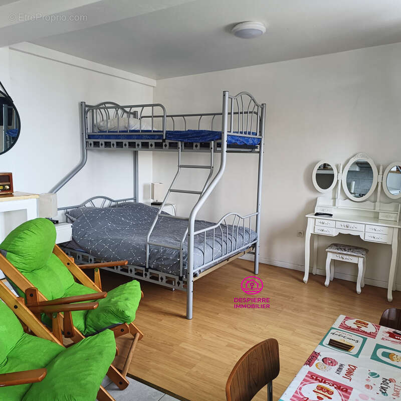 Appartement à SERRIERES