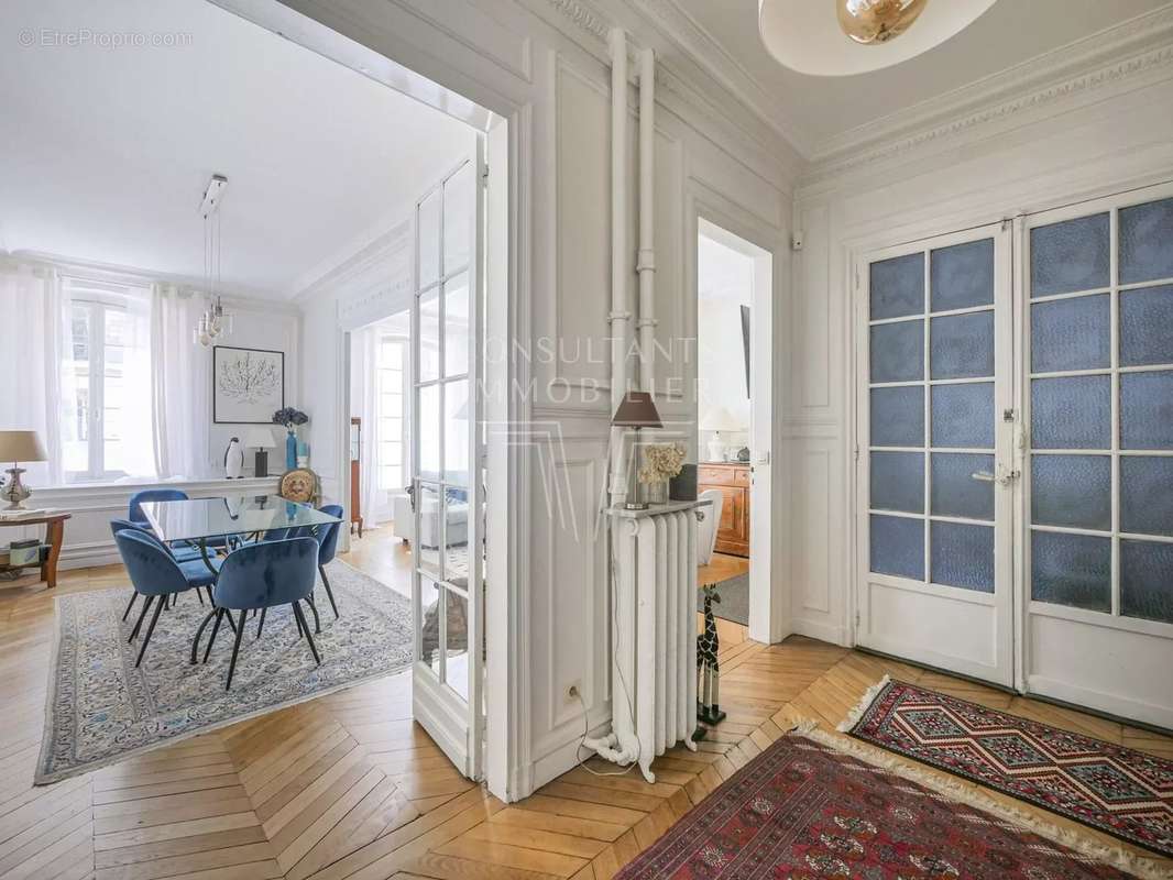Appartement a louer paris-17e-arrondissement - 5 pièce(s) - 120 m2 - Surfyn