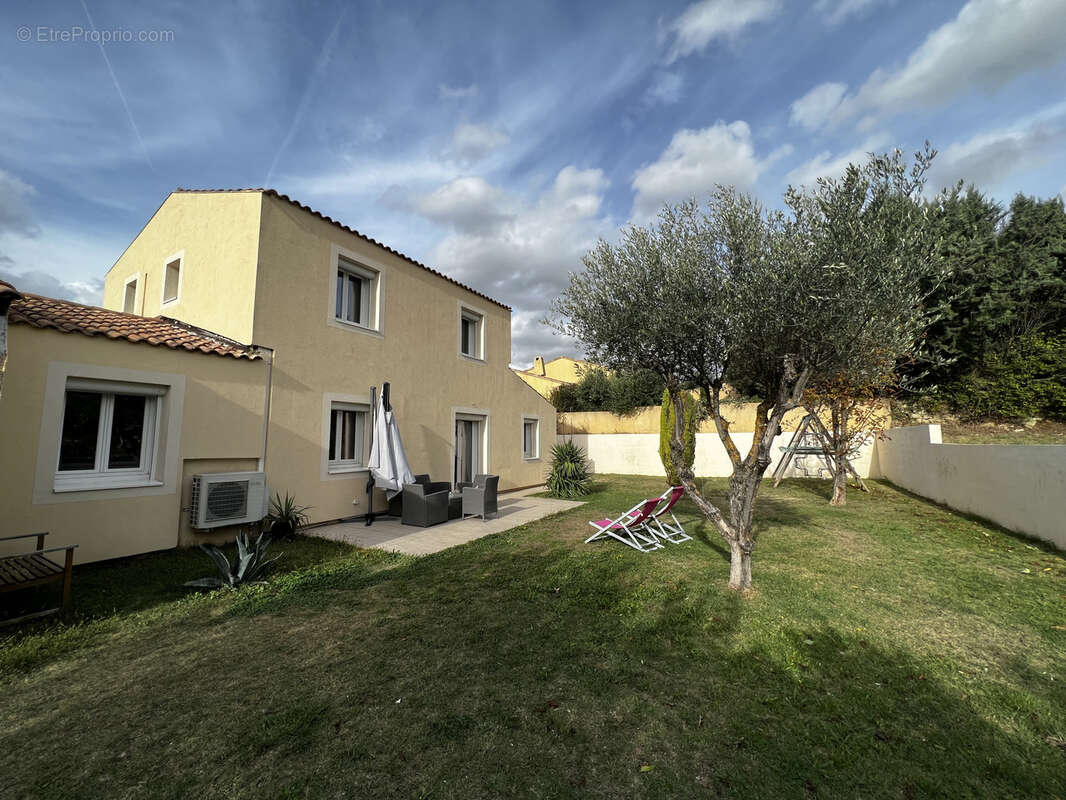 Maison à VAISON-LA-ROMAINE